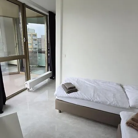 Air Conditioned 2 Vienna Gate, 4 * Pressburg
