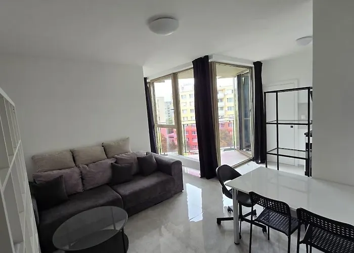 Air Conditioned 2 Vienna Gate, 4 Apartment