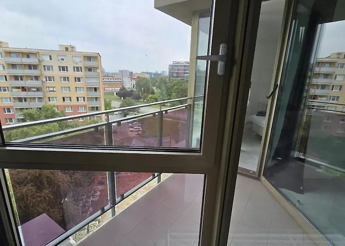 Air Conditioned 2 Vienna Gate, 4 Apartment Bratislava